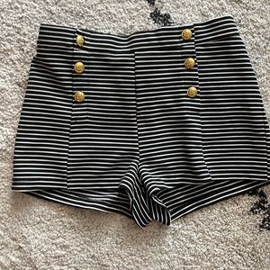 Striped shorts high waisted black and white - sz medium